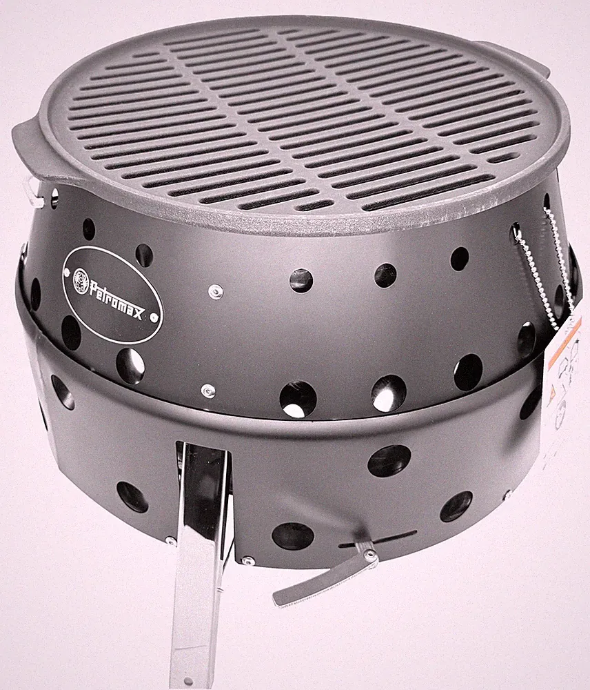 Petromax Atago Black Edition / 4 in 1 / Grill Feuerschale Ofen und Herd in einem