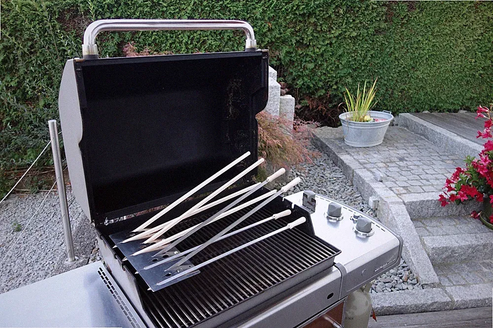 Spießhalter Gasgrill Steckerlfisch Grillaufsatz Fischhalter Kugelgrill Halter